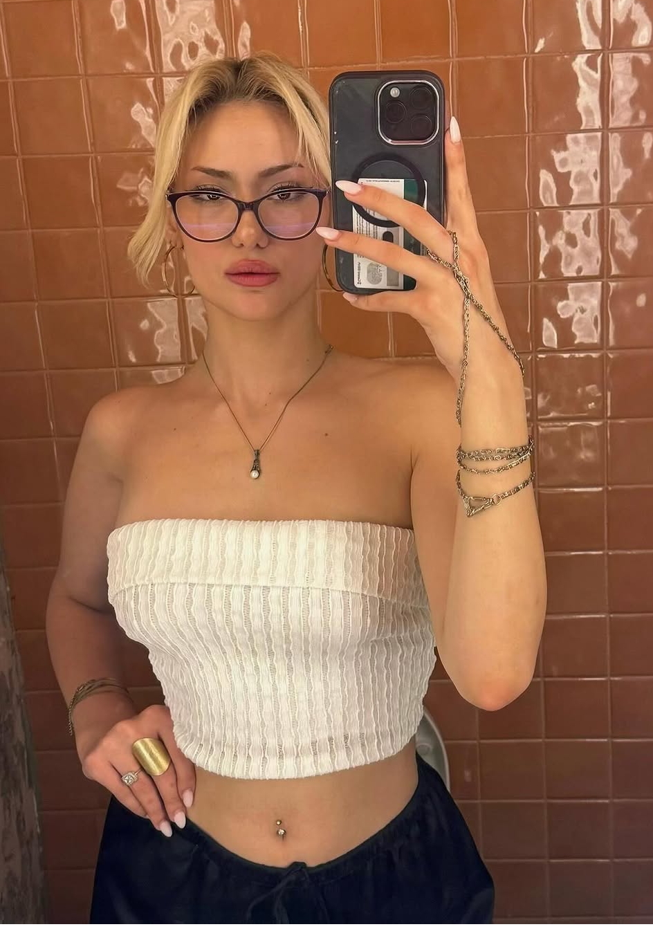 Yoğunoluk Vip Bayan Escort Şirin