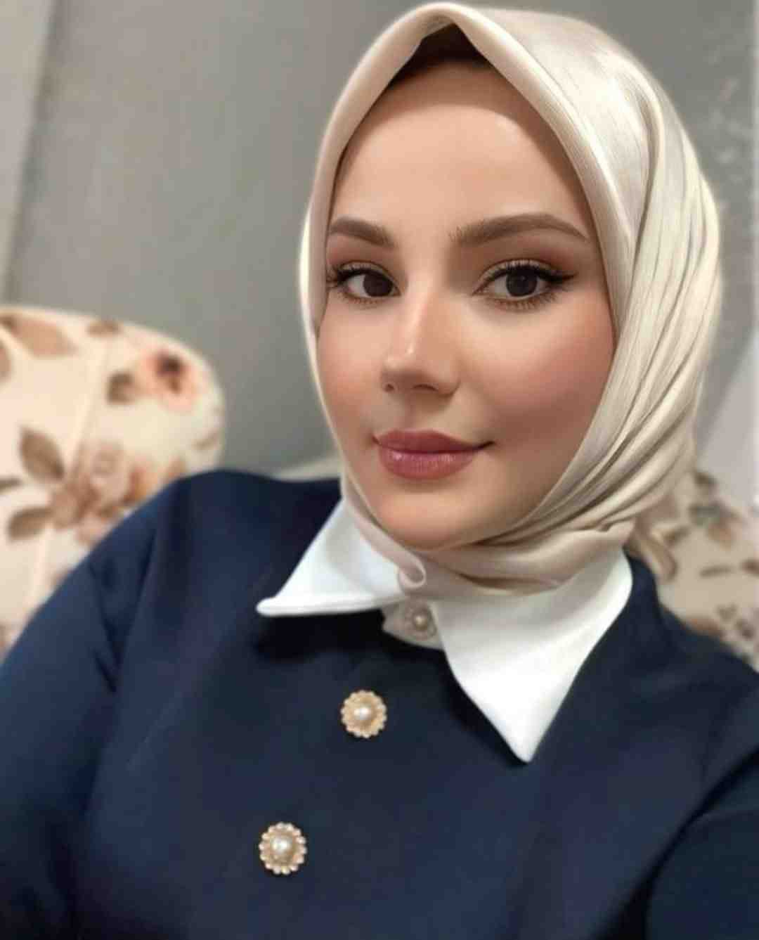 Alsancak Mistik Kadın Escort Feray